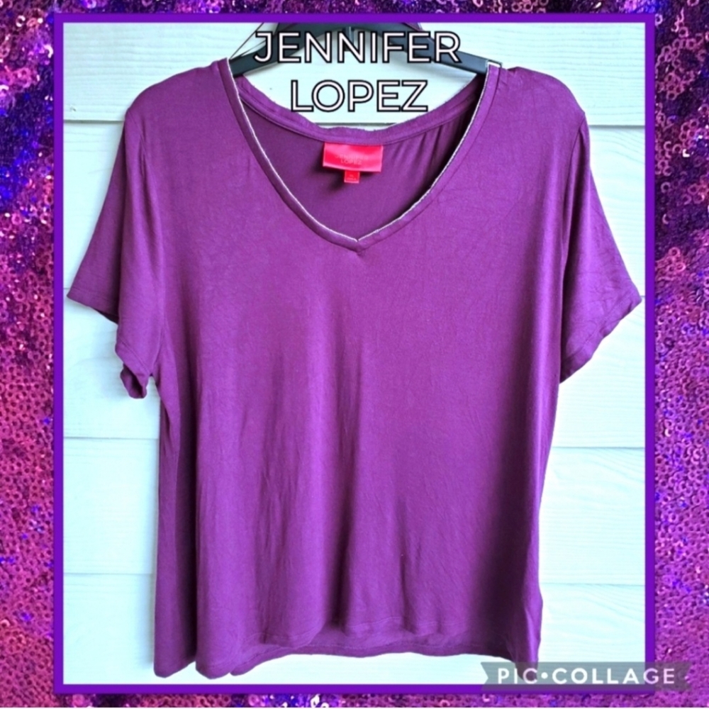 JENNIFER LOPEZ Magenta Violet Embellished Neckline Luxe Flowy V-neck Tee Top